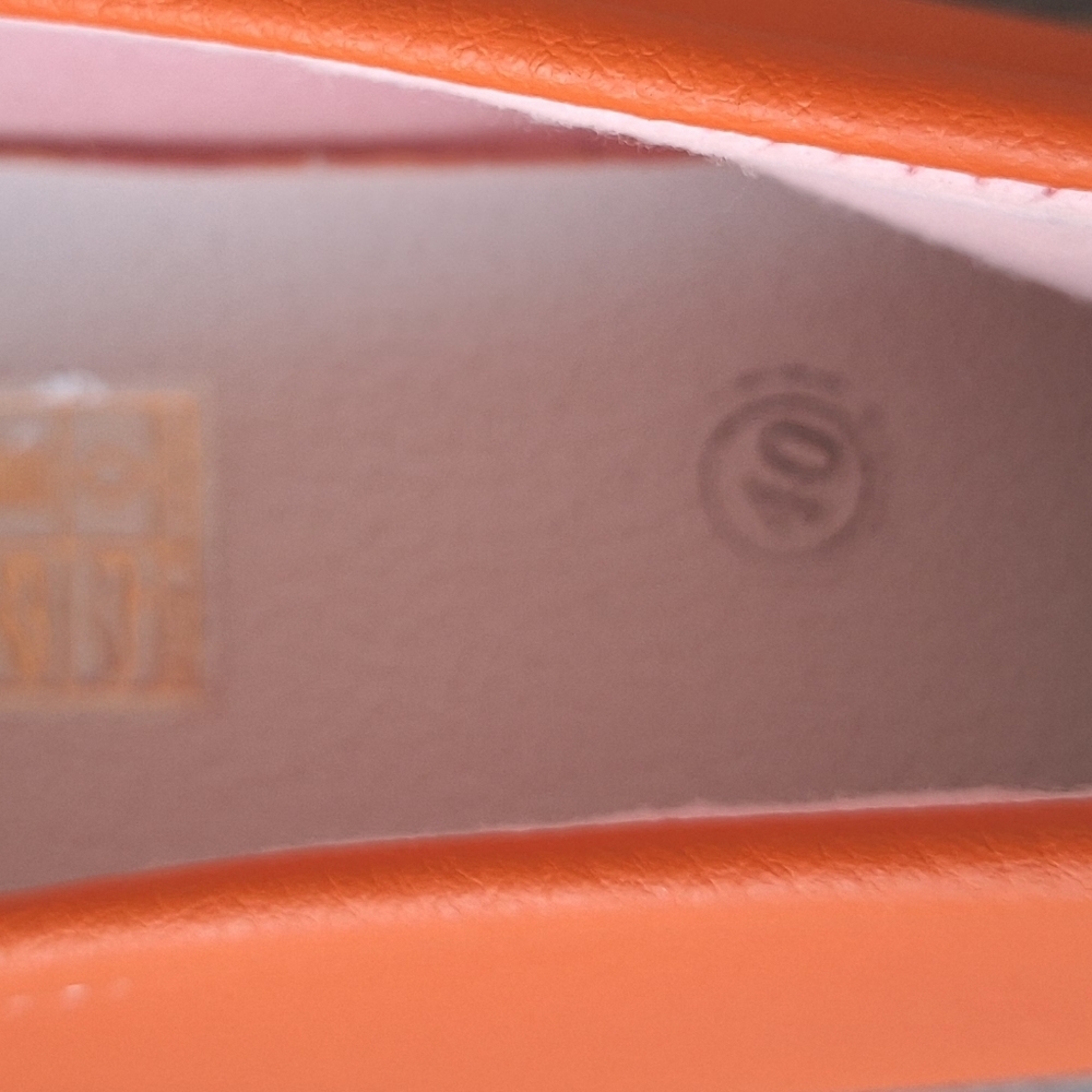 Solsagn.G Slip On Orange Moccasins Women's Shoes Size 40 (8)) NWOT - Picture 6 of 8